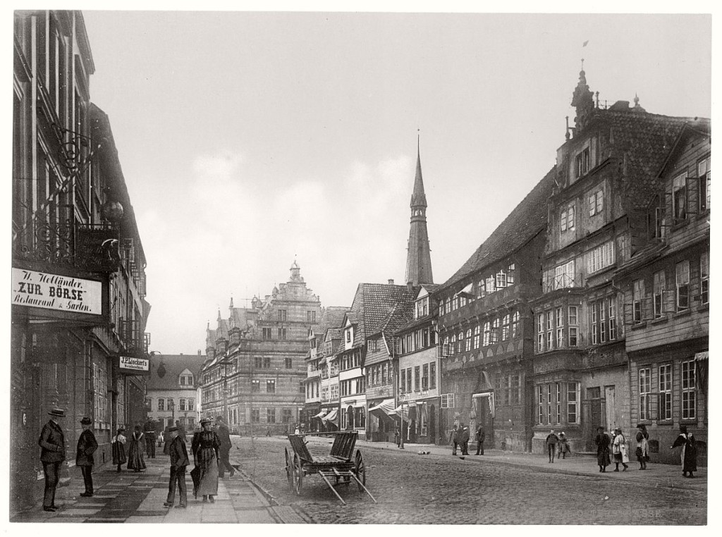 Historic B&W Photos Of Hanover, Germany (19th Century) | MONOVISIONS