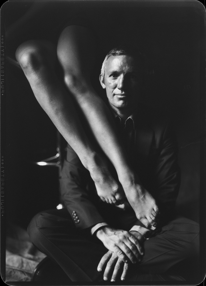 © Milosz Wozaczynski Portrait with legs