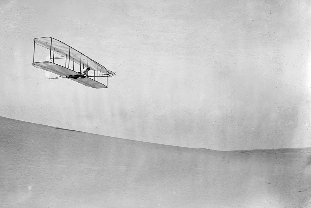 Wright-Brothers-First-Flight-in-1903-01
