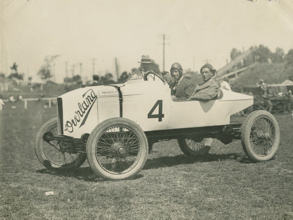 vintage-Motor-Racing-from-1920s-30s-11