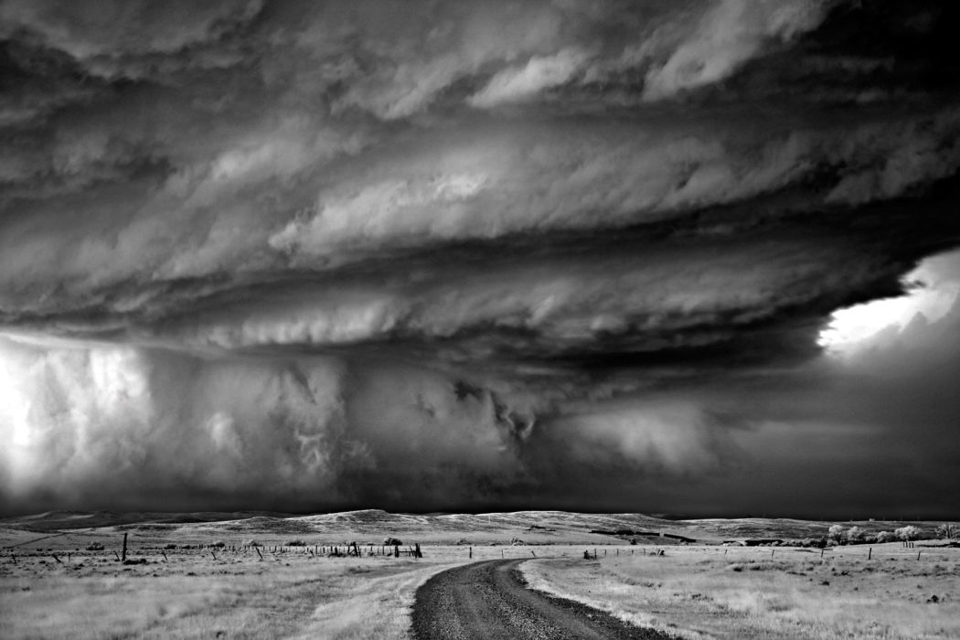 Mitch_Dobrowner-Storms-02