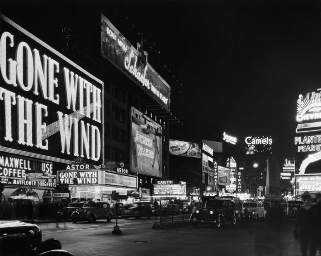 Behind the Scenes: Gone With the Wind (1939) | MONOVISIONS - Black ...