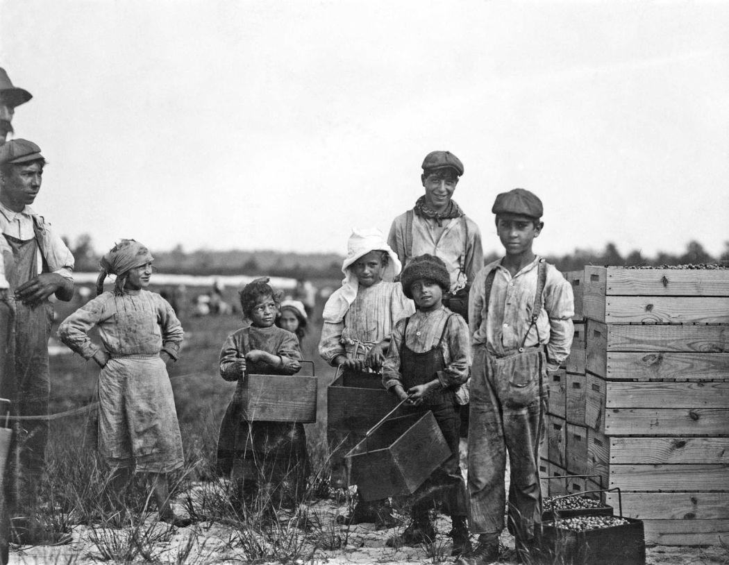 lewis-hine-child-labours-1913-44