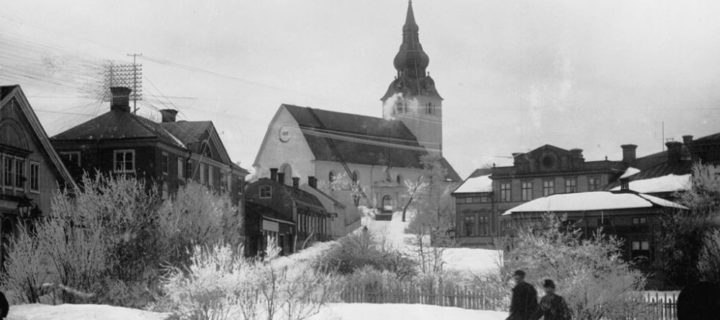 Vintage: Swedish churches (1100-1900 AD)
