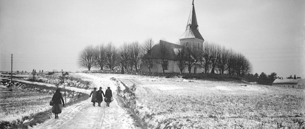Vintage: Swedish churches (19th Century)