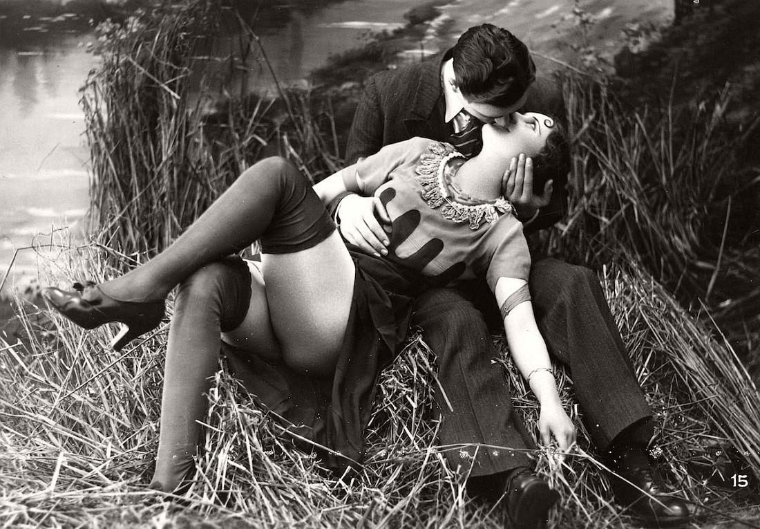 Vintage French Erotic Postcards (1920s). 