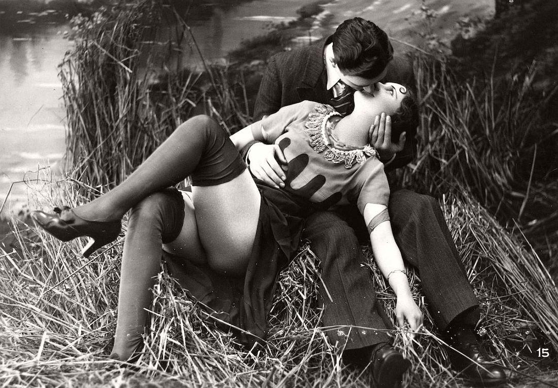 Vintage French Erotic Postcards (1920s) | MONOVISIONS - Black & White  Photography Magazine