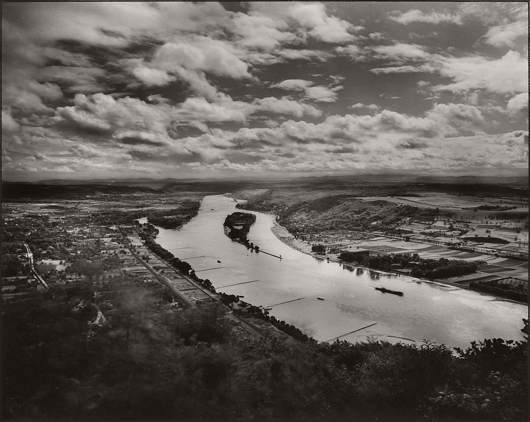 august-sander-a-view-of-the-collection-westerwald-portraits-and-landscapes-05