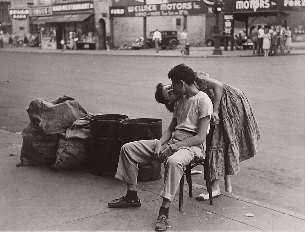 Biography: City Life photographer Ruth Orkin | MONOVISIONS - Black ...