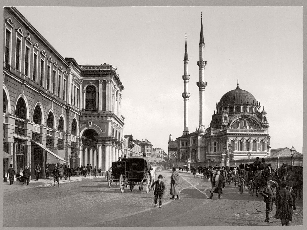 historic-bw-photos-of-constantinople-turkey-in-19th-century-05