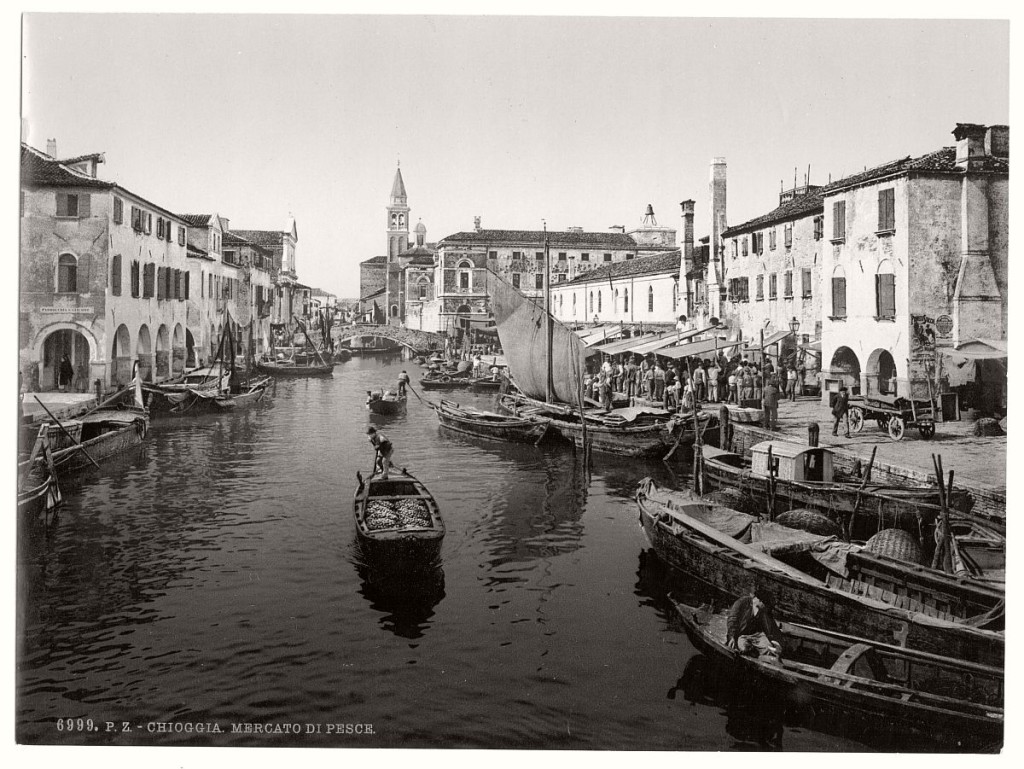 Historic B&W photos of Venice, Italy (19th century) | MONOVISIONS ...