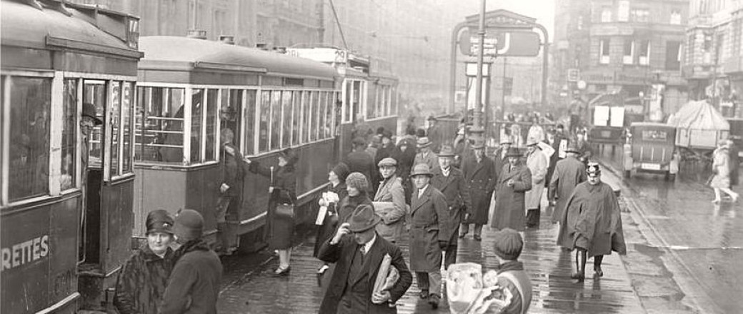 Historic photos of City Life of Berlin during the interwar period (1920s)