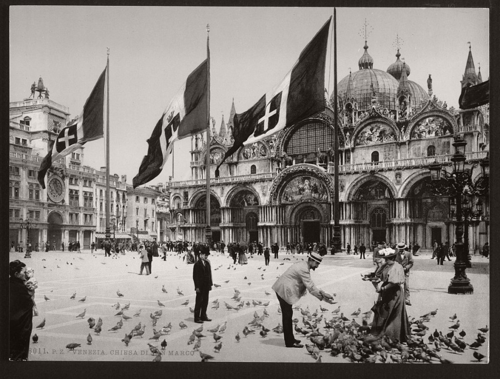 Vintage B&W Photos Of Venice, Italy (19th Century) | MONOVISIONS ...