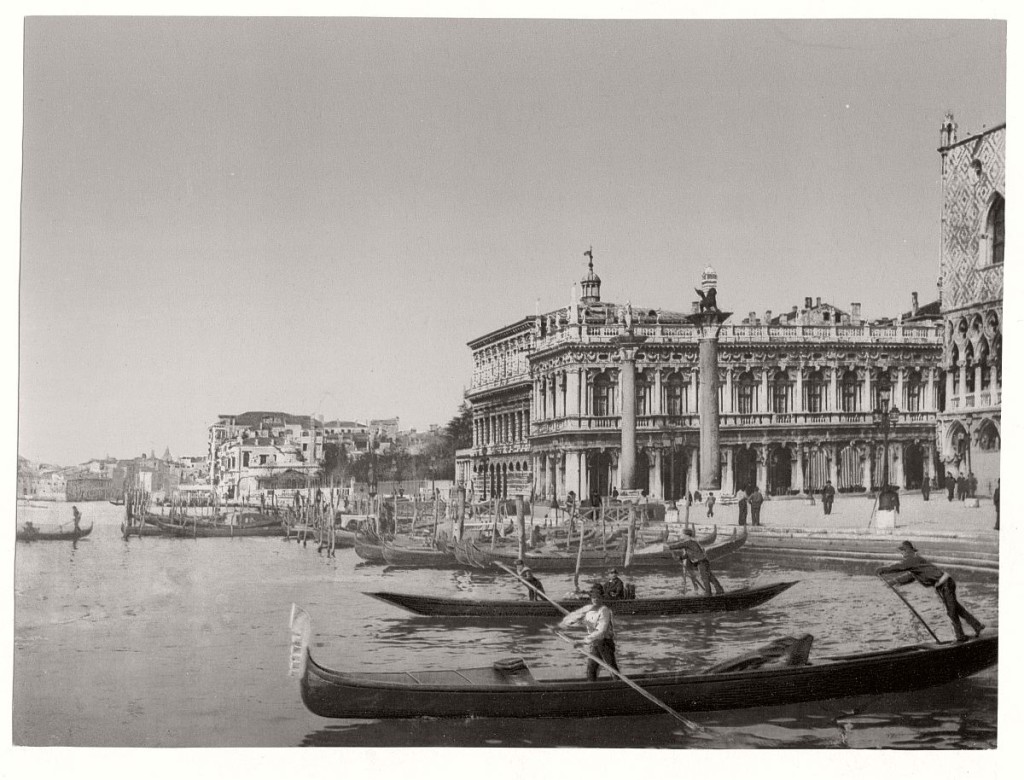 Vintage B&W Photos Of Venice, Italy (19th Century) | MONOVISIONS ...