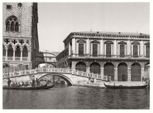 Vintage B&W Photos Of Venice, Italy (19th Century) | MONOVISIONS ...