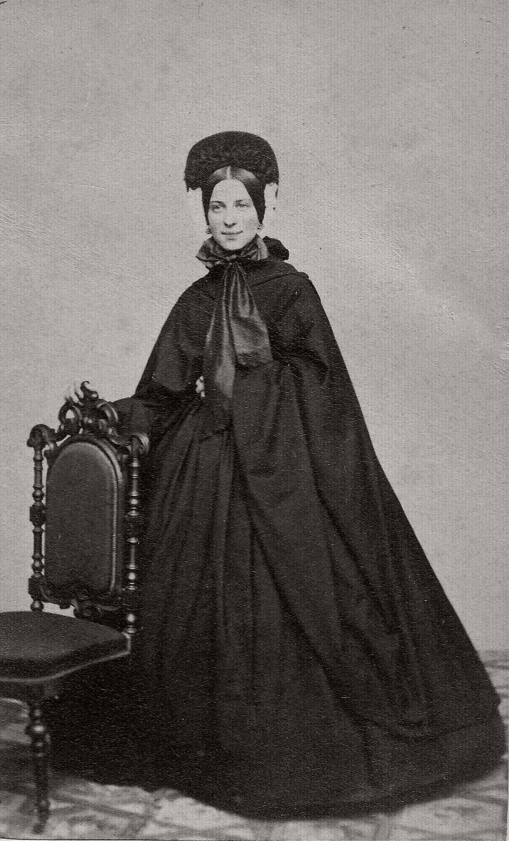 Vintage Daguerreotypes of widows in mourning (Victorian era, 1800s)