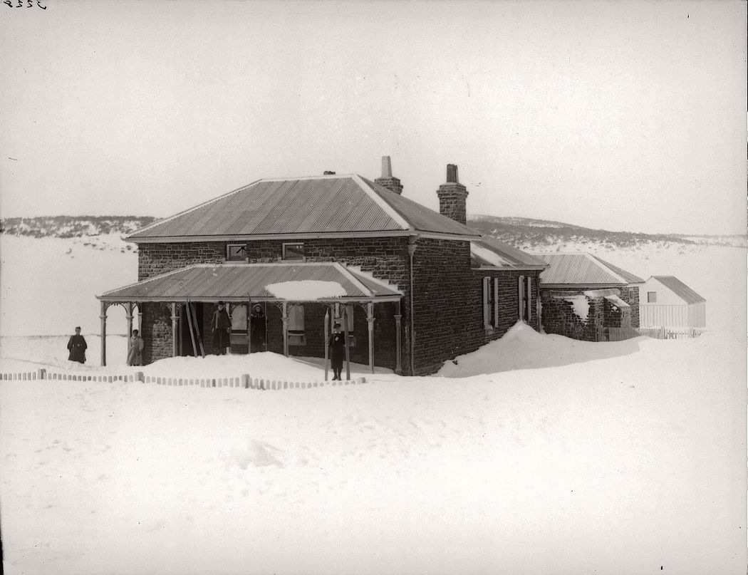 vintage-glass-plate-negatives-of-snow-in-australia-1900s-04