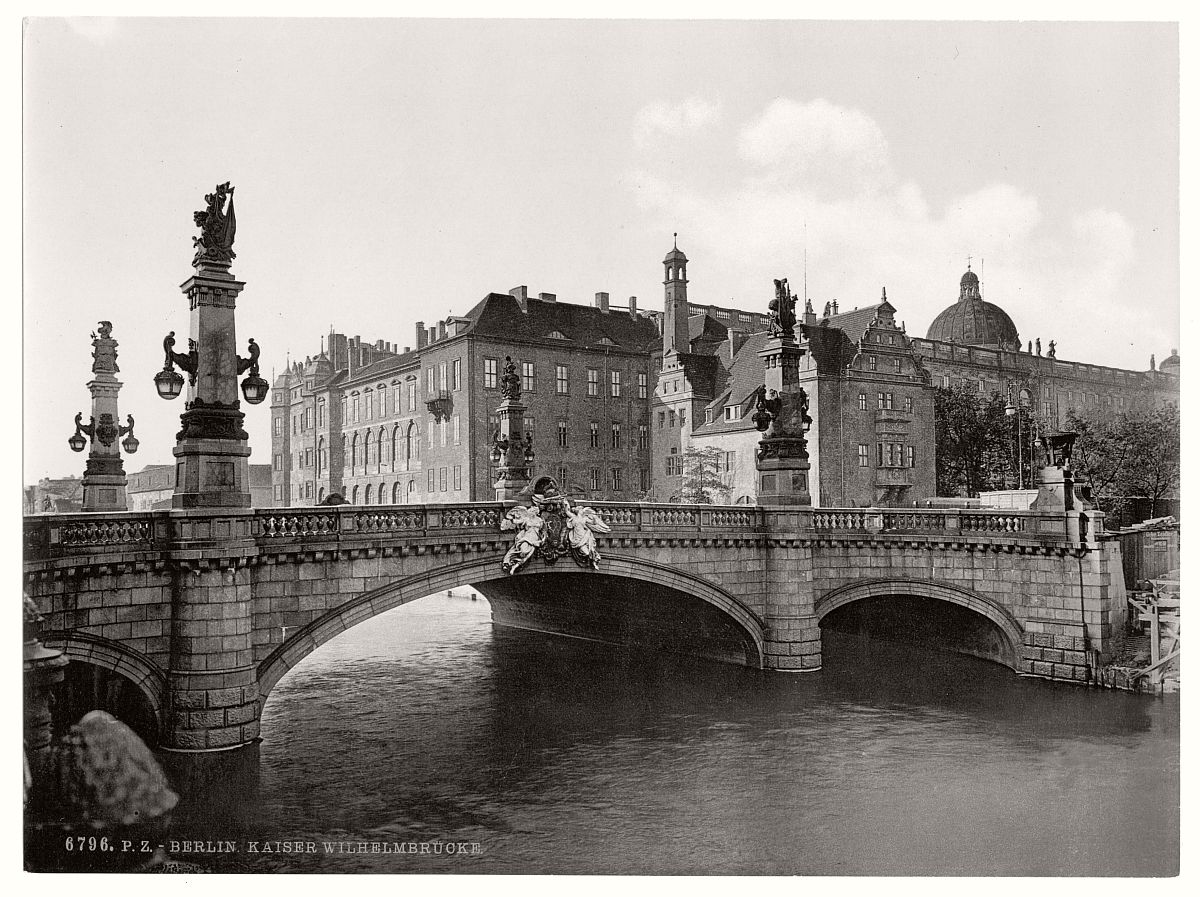 vintage-historic-photos-of-berlin-germany-circa-1890s-15