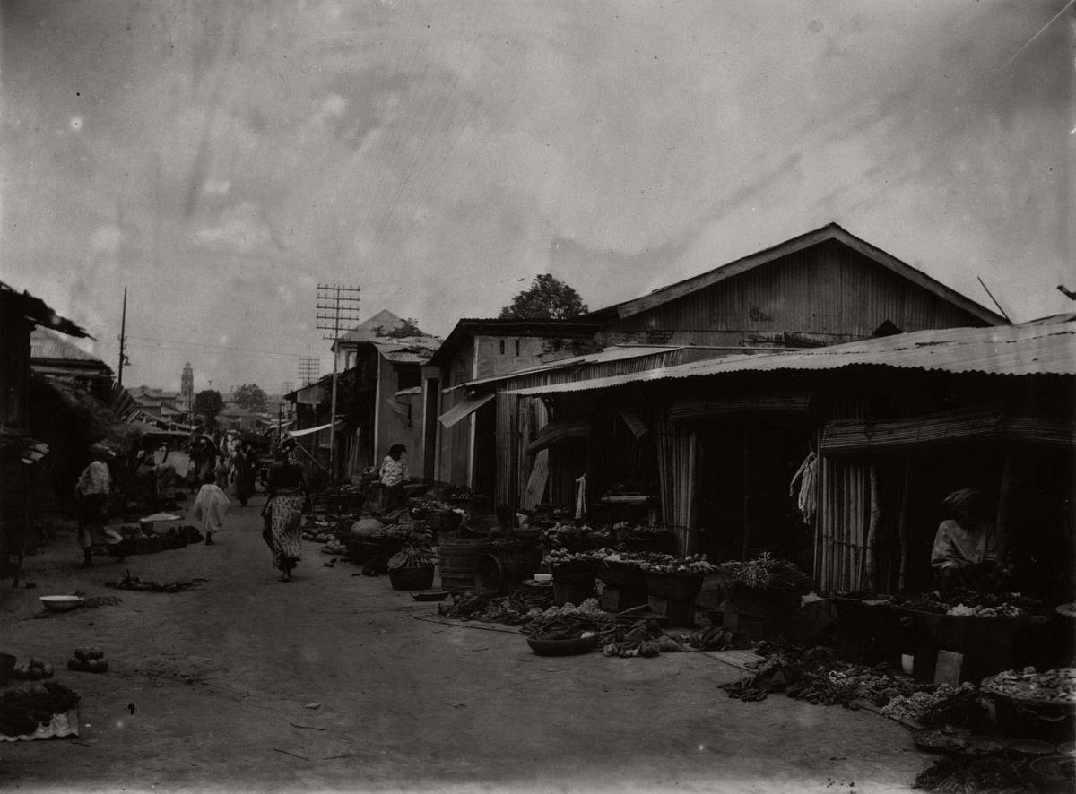 vintage-photo-west-africa-village-people-1910-1913-lagos-nigeria-06