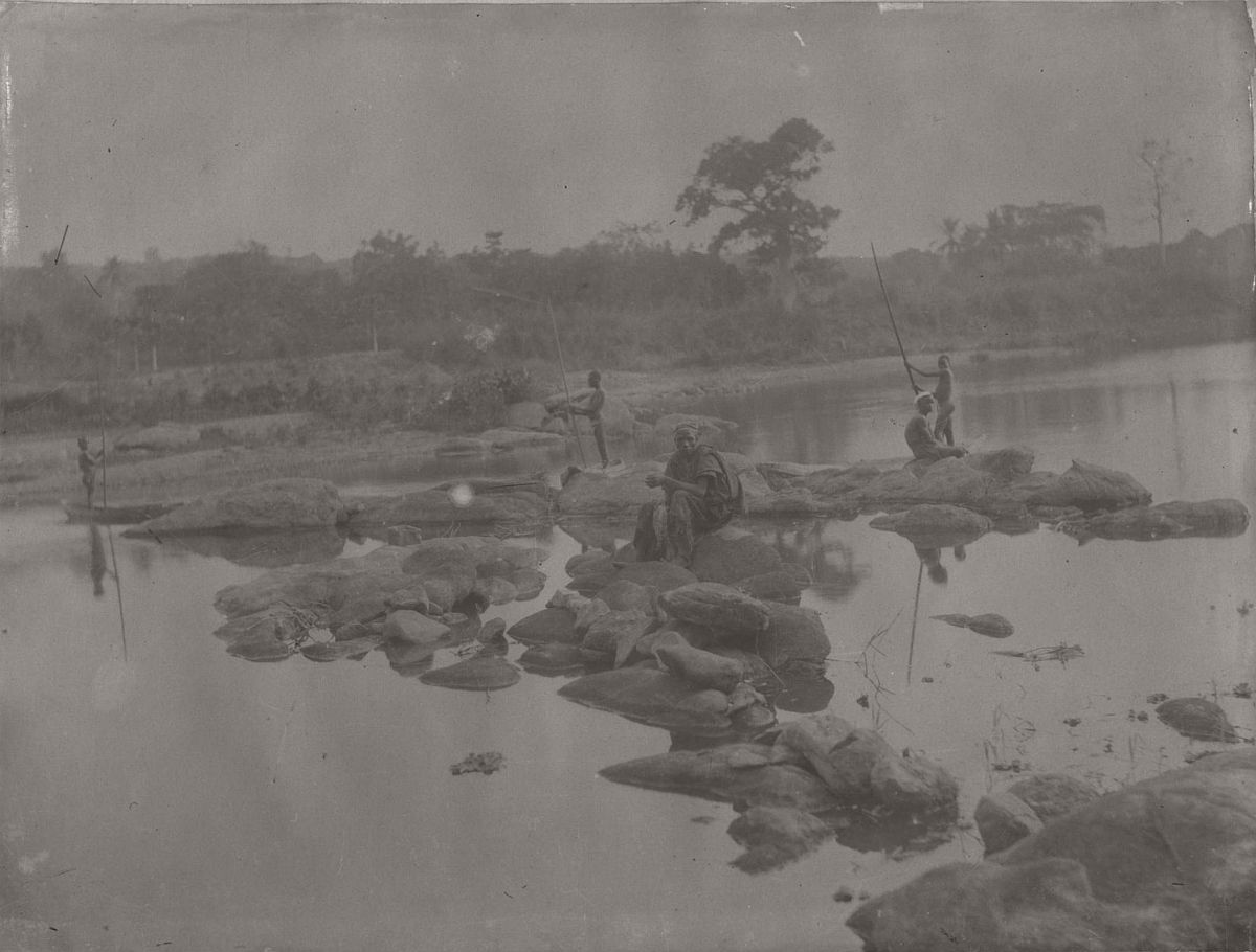 vintage-photo-west-africa-village-people-1910-1913-lagos-nigeria-18