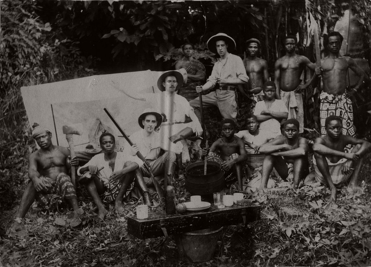 vintage-photo-west-africa-village-people-1910-1913-lagos-nigeria-20