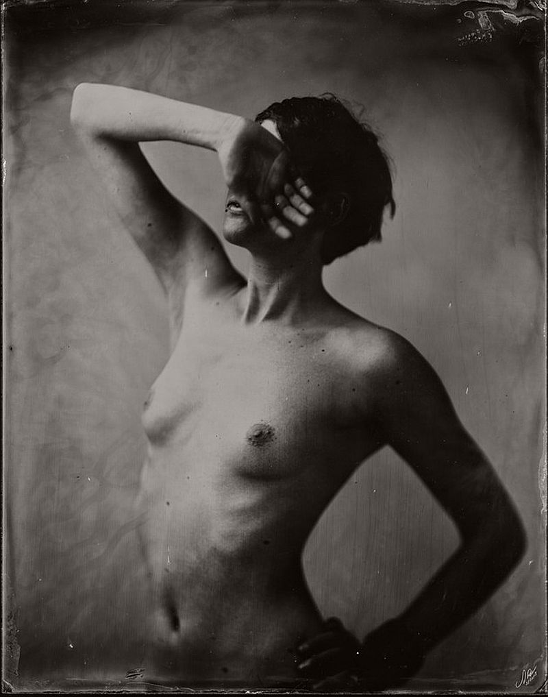 wet-plate-collodion-nudes-by-andreas-reh-02