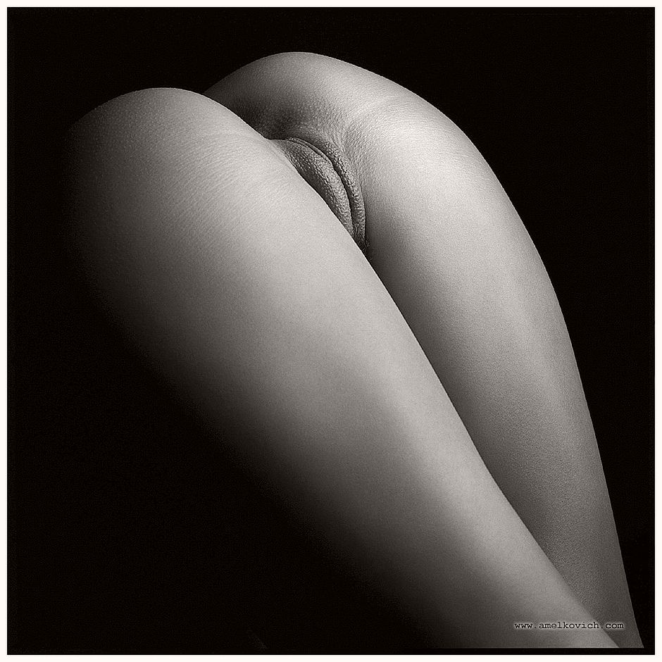 black-and-white-close-up-nudes-by-igor-amelkovich-04