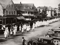 Vintage: photos of Ku Klux Klan Parade in 1920s