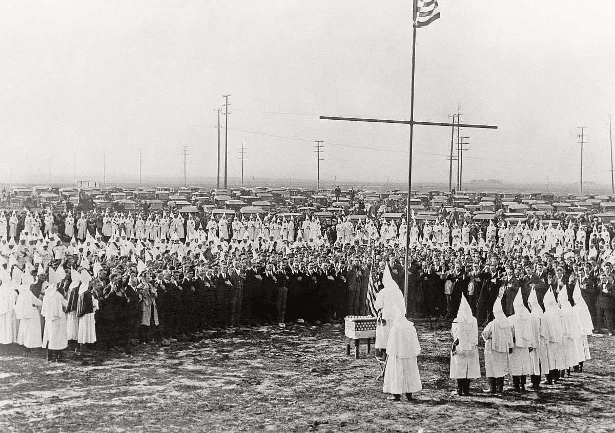Ku Klux Klan ceremonial meeting near Los Angeles, Calif. when 800 applicants swelled the ranks of this realm to 4000 members. A crowd of people witnessed the ceremonial, February 13, 1925. (AP Photo)