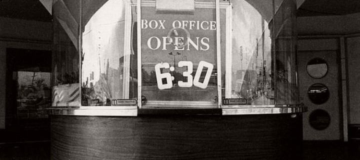 Ave Pildas – Bijou: Photographs of Theater Box Offices