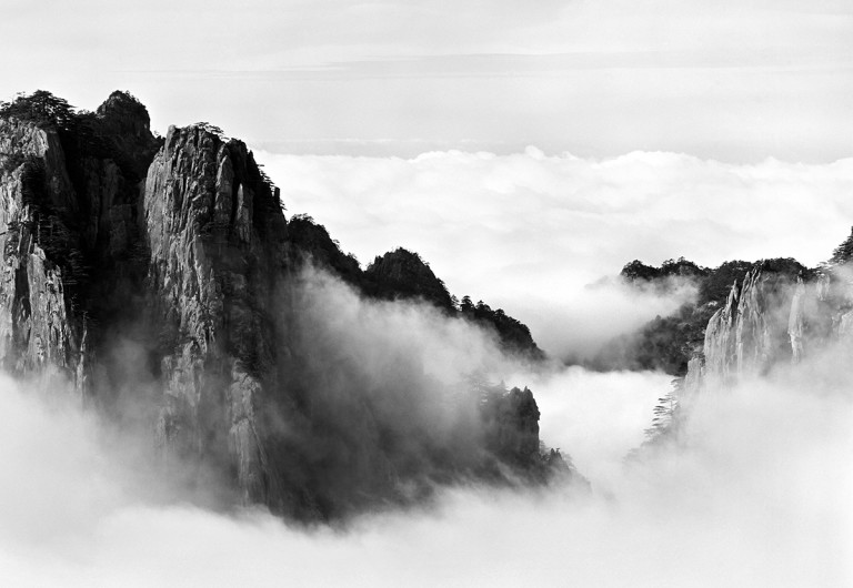 Biography: Landscape Photographer Wang Wusheng 