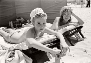 Top 20 Hottest Hollywood Actresses of the 1960s in B&W MONOVISIONS
