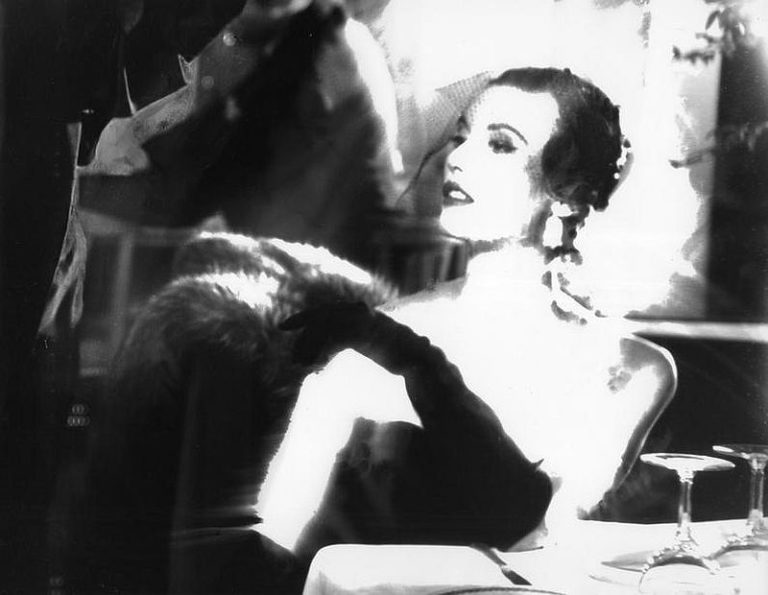 Lillian Bassman (Edwynn Houk Gallery) | MONOVISIONS - Black & White ...