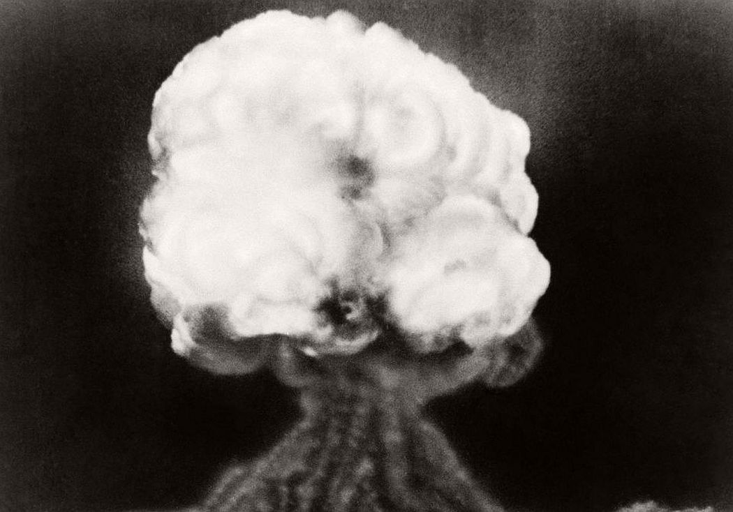 vintage-trinity-first-atomic-bomb-tested-july-16-1945-04