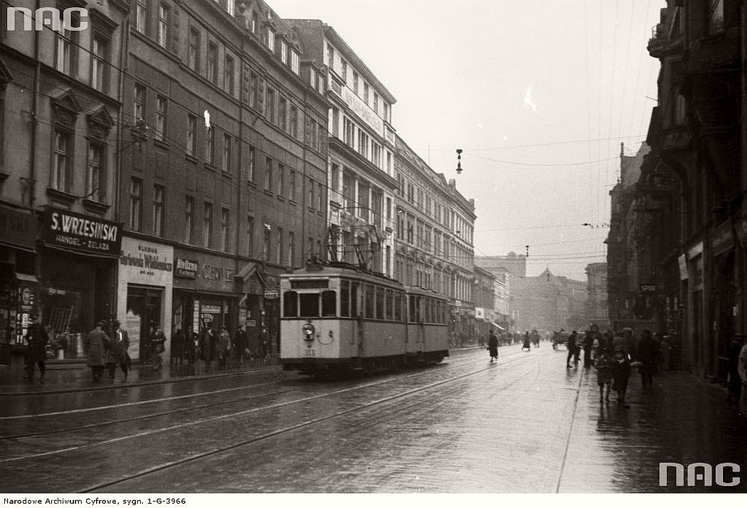tram-nordwaggon-bremen-near-3-maja-street-in-katowice-1933