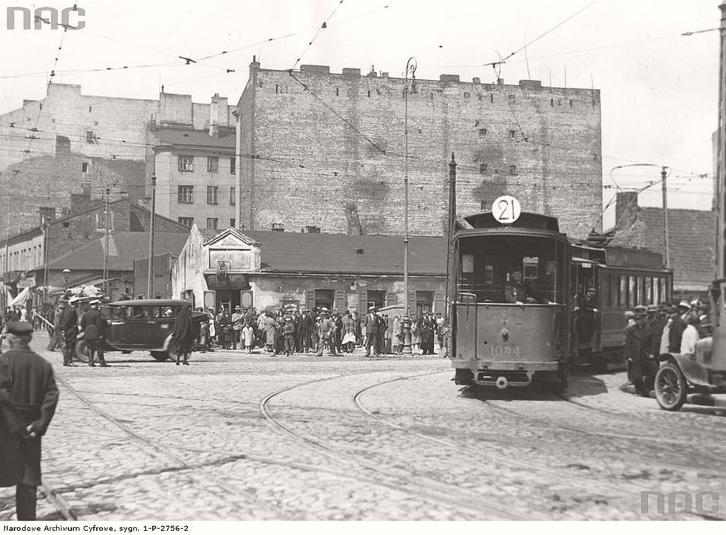 tram-line-21-near-wolska-street-in-warsaw-1931