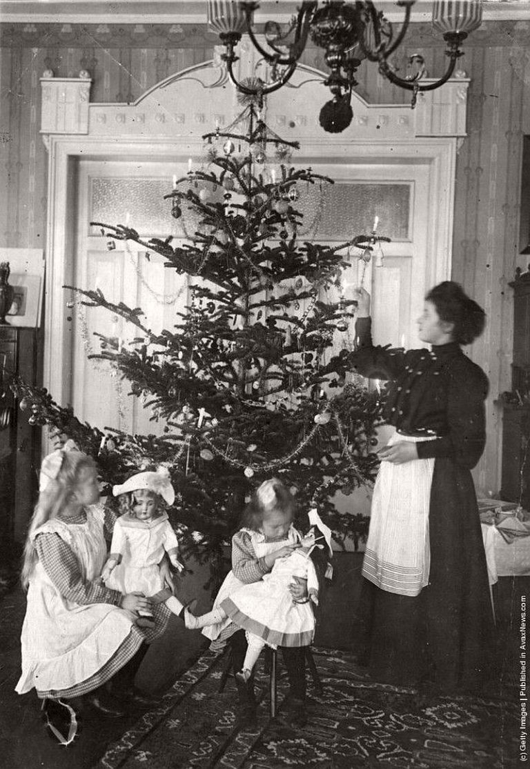 Vintage: Children Celebrating Christmas (1900s) | MONOVISIONS - Black