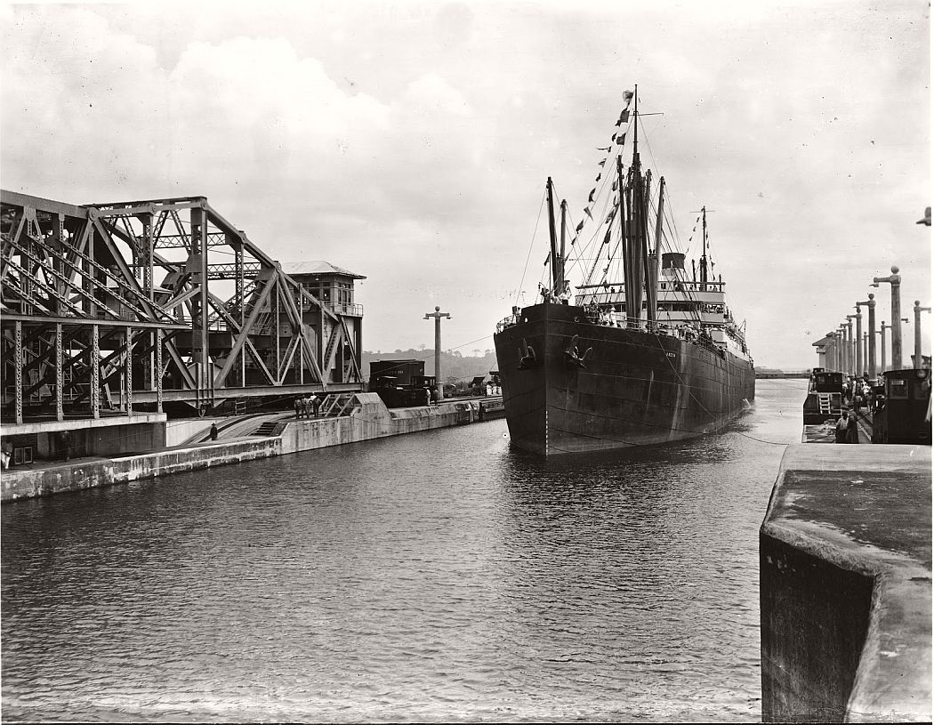 vintage-panama-canal-construction-1904-1914-07