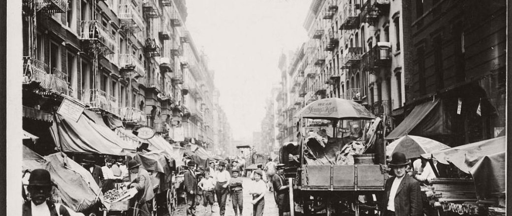 Vintage: Pushcart Markets in New York (Early 20th Century)