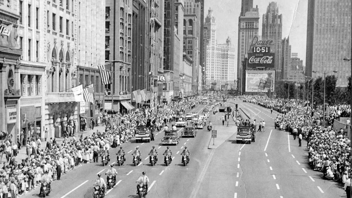 Chicago American Queen Elizabeth II's motorcade travels down Michigan Avenue on July 6, 1959.