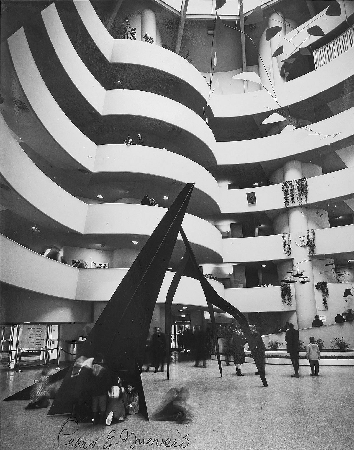Estate of Pedro E. Guerrero, Calder Retrospective at the Guggenheim with "Guillotine pour huit", 1964