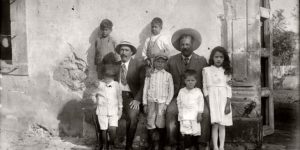 Biography: pioneer Mexican photojournalist Augustín Víctor Casasola