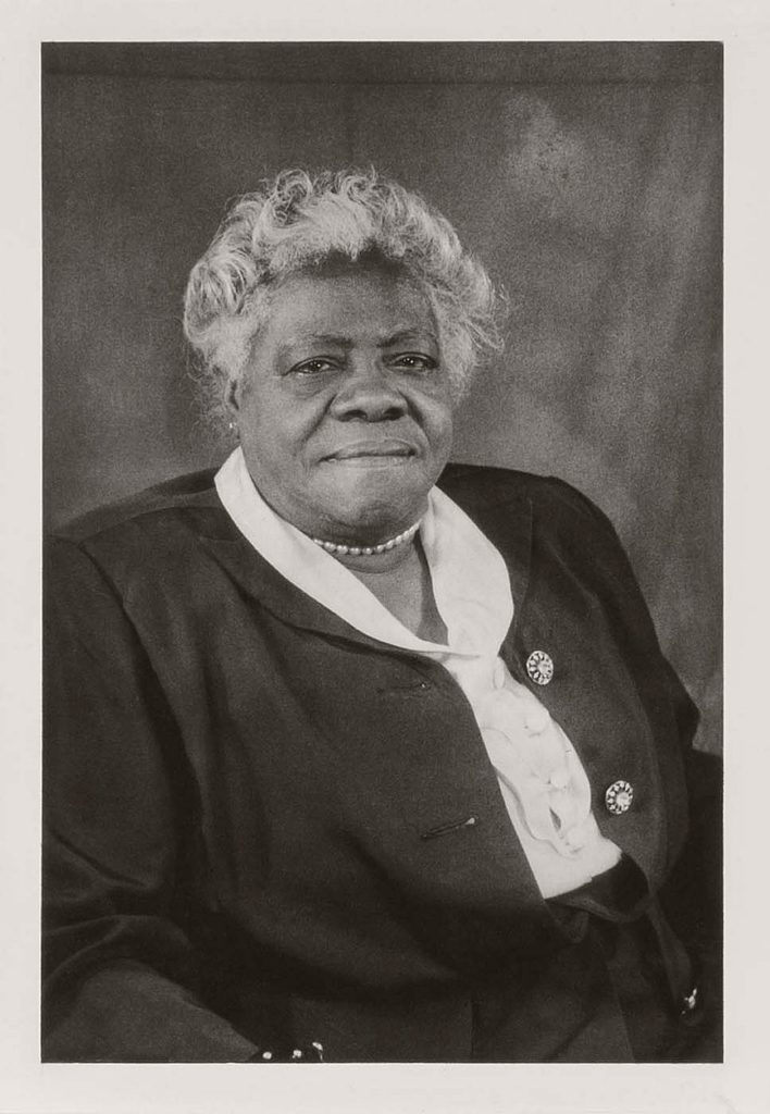 Harlem Heroes: Photographs by Carl Van Vechten | MONOVISIONS - Black ...