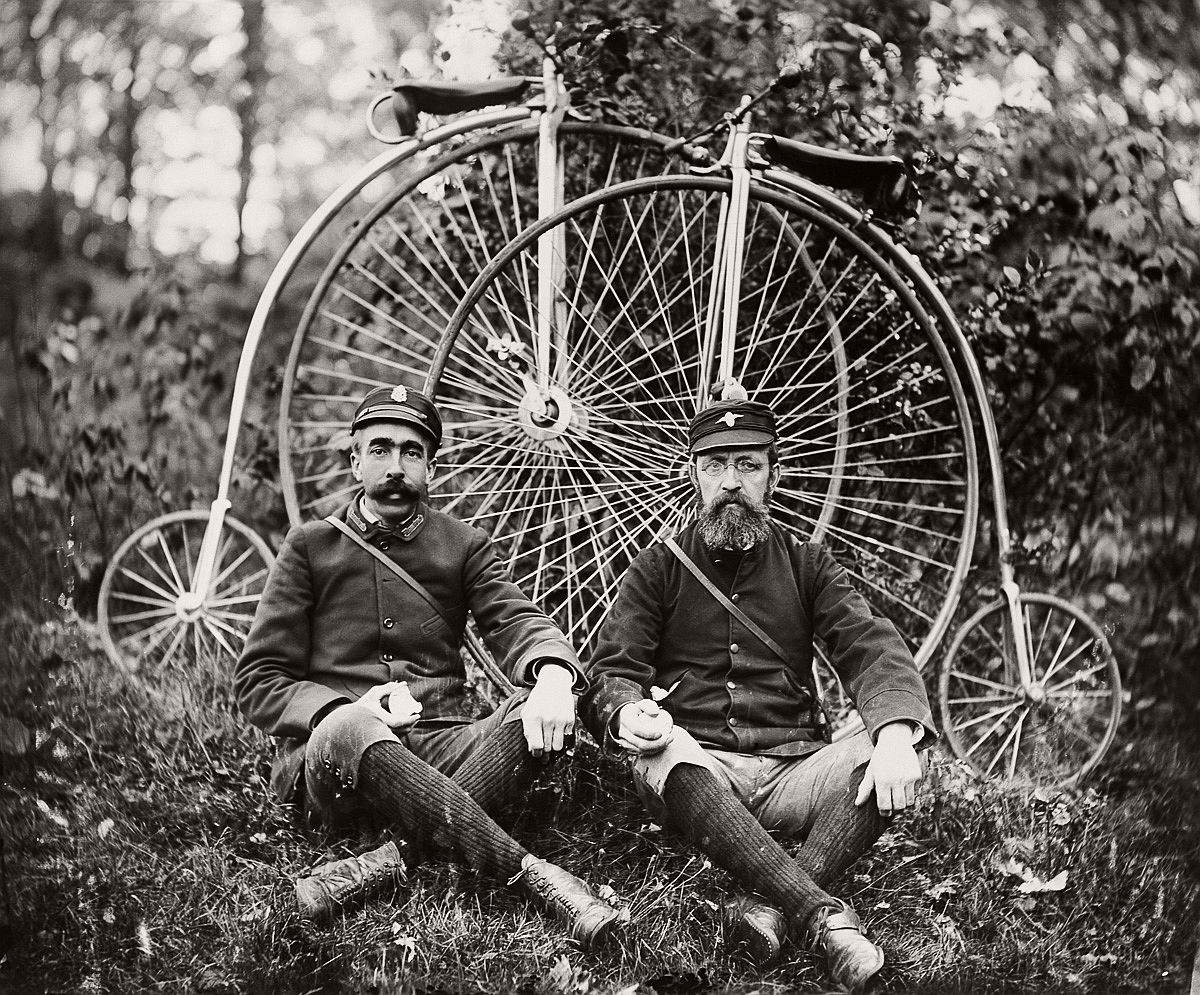 1800s bicycle