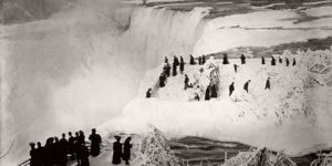 Vintage: Niagara Falls during Winter (19th Century)