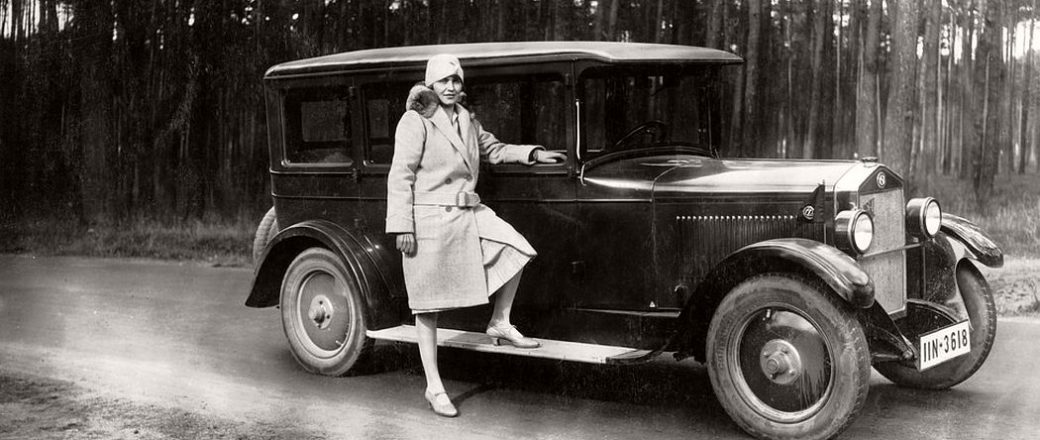 Vintage German Ladies With Their Classic Cars 1920s