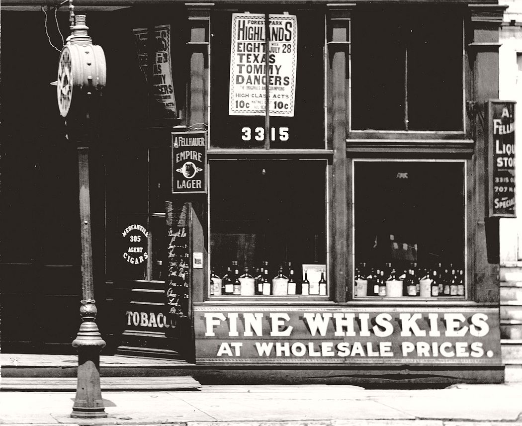 Store front windows for Fellhauer Brothers (August and Martin) Saloon at 3315 Olive Street, 1907