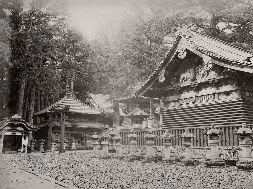 Toshogu shrine in Nikko, ca. 1870