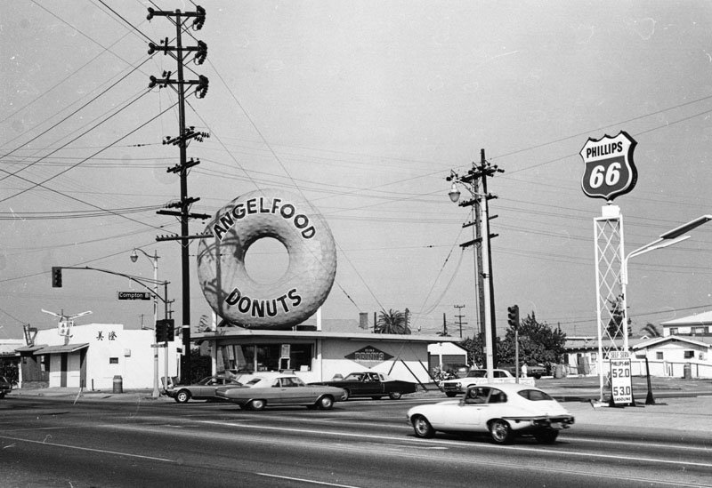 Angel Food Donuts shop had a giant donut on top of roof. It was located at Western Ave. and Compton Blvd. in Gardena, and this photo was taken in October 1974.