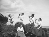 Vintage: Women’s Styles of Maine from the Late 19th Century